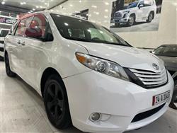 تويوتا سيينا